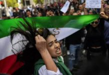 伊朗女阿米尼之死引爆不滿浪潮 抗議活動已致50人喪生