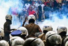 斯里蘭卡政局持續動盪 示威群眾要求總統家族下台