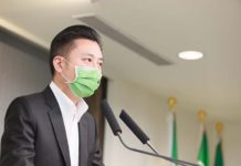 顏擇雅問台大中華退學費?彭文正:林智堅吐還市長薪水?