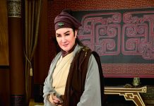 歌仔戲資深小生楊麗花及斲琴匠師林立正 登錄為臺北市無形文化資產保存者 圖/台北市政府提供