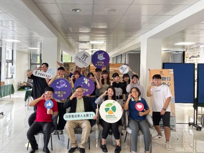 2d6419edcf0ca2840e2605f64734eade