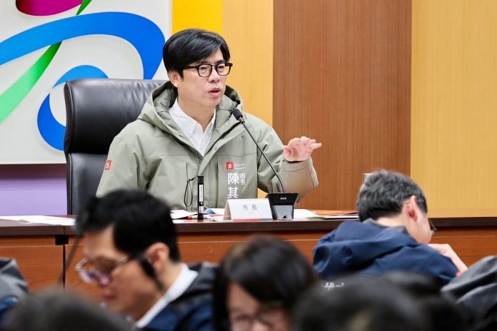 配合高雄產業升級 陳其邁:推動三大主軸課程加強教師培訓 激發學子學習興趣 配合高雄產業升級 陳其邁:推動三大主軸課程加強教師培訓 激發學子學習興趣