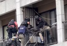 中打大動作「送外賣」! 突擊梯車攻堅詐騙集團機房