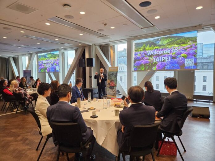 49088557-10fb-4c85-a196-f4f836e67607