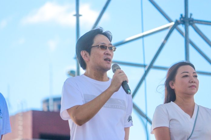 5FC28CB7-4A66-41A1-A4BF-44630FEBCC6C