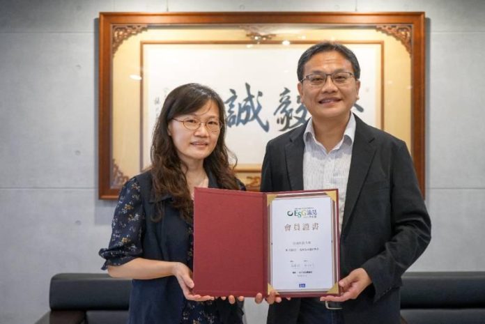 72c6268960659ff42a1538e543269bd2-1