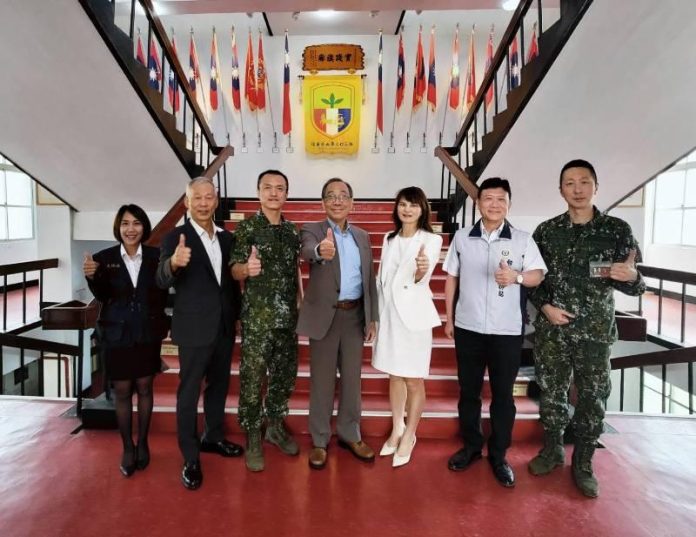 77b5713221f1d7aa3bd4f5896d5fb7b1