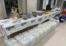 影/除暴特勤隊翻山攻堅! 破獲宜蘭無臭、簡化製毒工廠