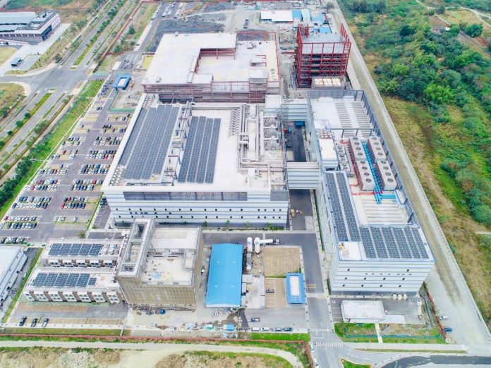 E79FBDE59381E4BA8CE69E97E5BBA0E4B880E69C9F