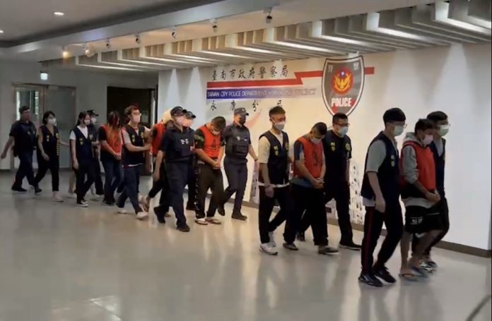 涉案 6 嫌全部否認與丁姓死者之死有關。（圖／記者陳聖璋翻攝）