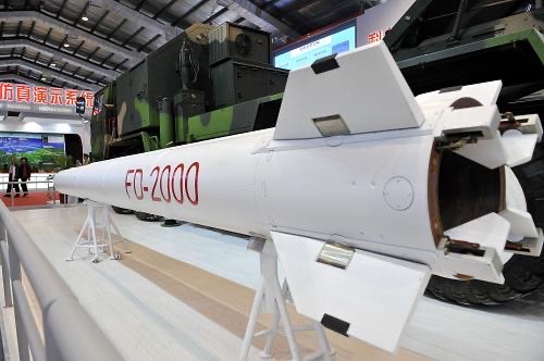 大陸新一代防空導彈FD-2000。（新華社）