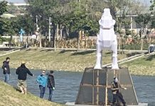 台南/寒流風勢強勁 月津港燈節部分作品受損搶修 圖/台南文化局提供