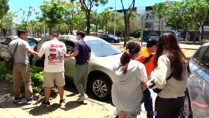 efcc6329-73e0-46b8-ad1d-565194256cd3