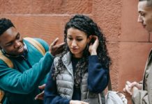 7旬「色阿北」性騷擾妙齡女遭判拘役又判賠