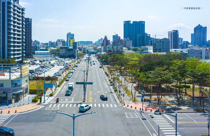 高雄車站與雙捷運核心，遠雄沐蘊位居市心交通要衝，高科技人才高效宜居首選。