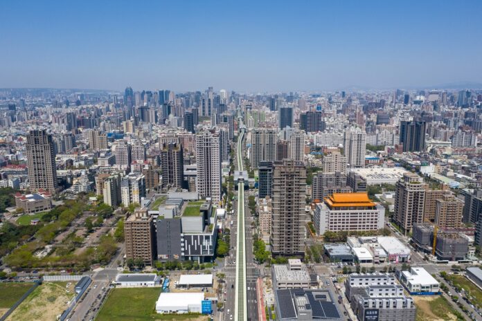 wm20250627101443181787 台中南屯隨著建設陸續完成,居住生活感的氛圍也更加成熟。