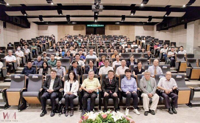 wm20250812210212163040