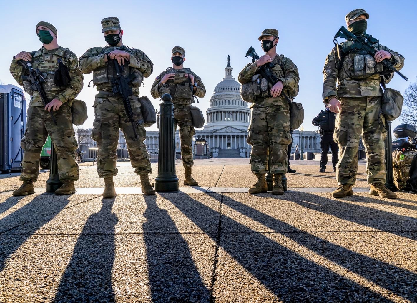 川普的「肌肉」崇拜與白宮「八角籠」