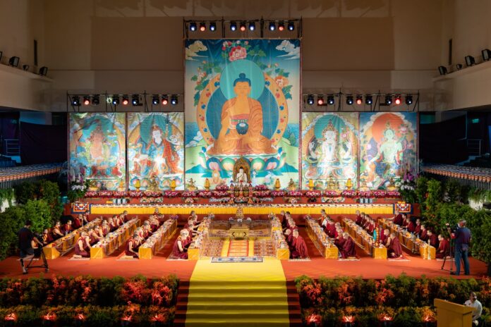 由中華蓮花雨顯密佛學會主辦的「2025 慈恩迴向 大藏經普渡大法會」，於8月23日至9月21日隆重舉行。中華蓮花雨顯密佛學會／提供