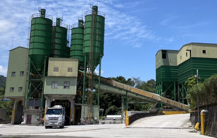 wm20250903174005178477