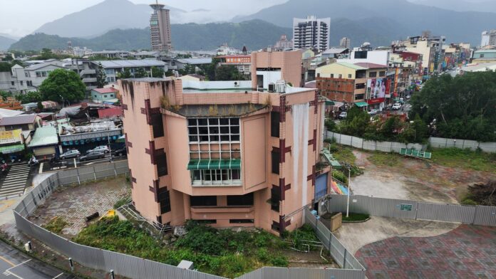 wm20251001180601809004