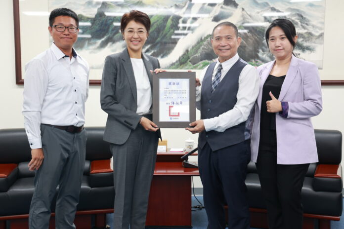 wm20251125172530421685