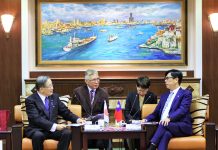 「神之國」出雲市訪高雄 陳其邁盼互動深化友好 「神之國」出雲市訪高雄 陳其邁盼互動深化友好