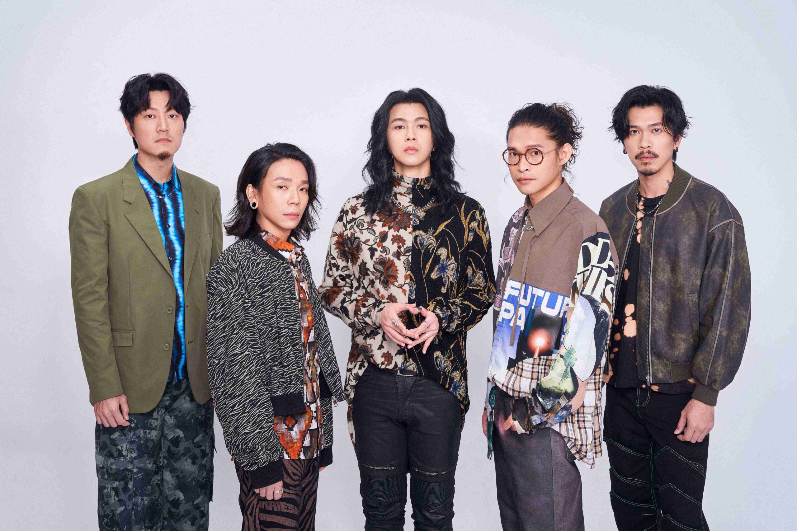 2026年渣打臺北公益馬拉松重磅邀請金曲樂團 「麋先生」 登上終點舞台開唱,為完賽跑者獻上最熱血的音樂饗宴。(圖/業者提供)