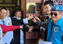 賴清德表示「公開高端疫苗合約、人民有知的權利」 圖/李振麟攝