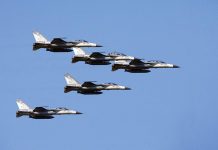 經國號掛載萬劍彈 台海空防兩把利刃