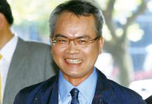 鄭弘儀 在每次的黑洞,撐竿,跳!